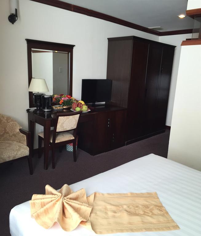 Dong Kinh A Hotel Хошимін Екстер'єр фото