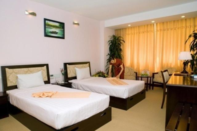 Dong Kinh A Hotel Хошимін Номер фото