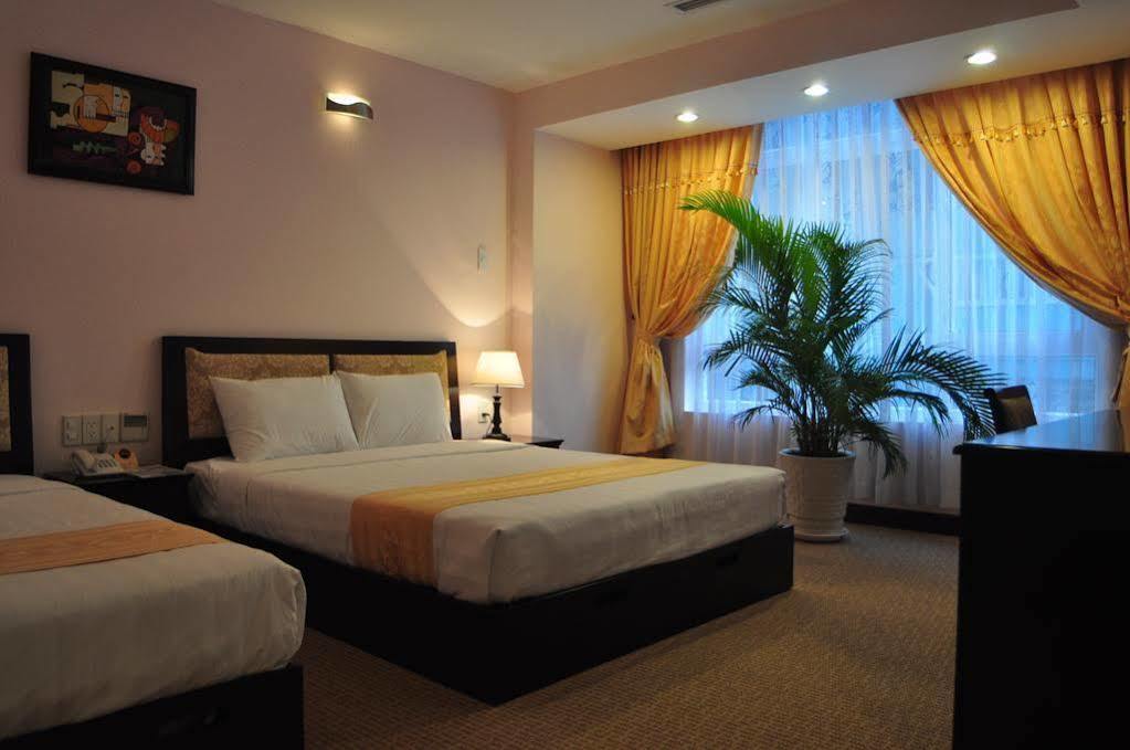 Dong Kinh A Hotel Хошимін Екстер'єр фото
