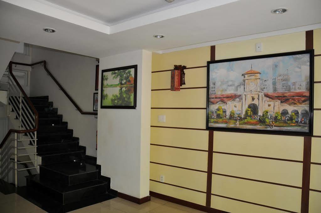 Dong Kinh A Hotel Хошимін Екстер'єр фото