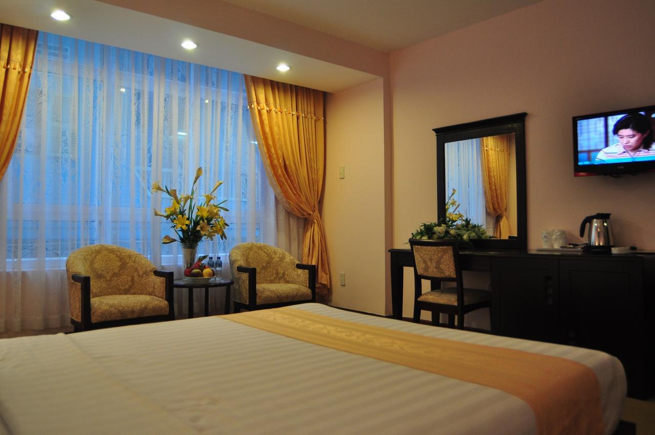Dong Kinh A Hotel Хошимін Екстер'єр фото